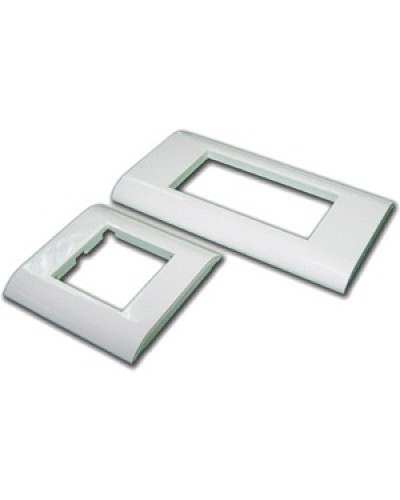 Накладка пластиковая TWT-FR45x90 в Ельце Аксессуары для стоек и шкафов Pintop.ru